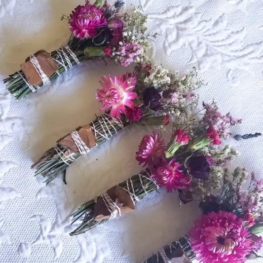 6" CONFIDENCE Floral Smudge Wand - Red Tiger Eye, Rosemary, and Lavender